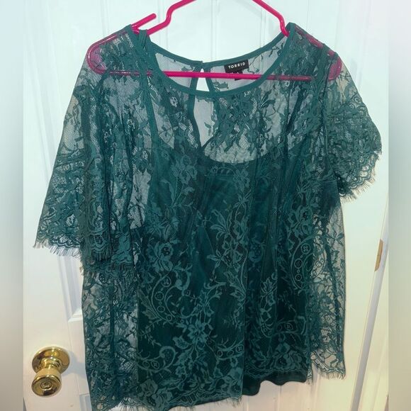 Torrid Lace Top with Attached Cami - Picture 2 of 3